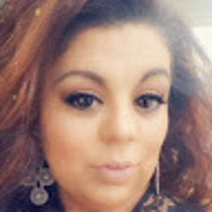 Meet your Posher, Leticia
